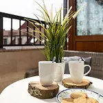 Apartamento Chary 아파트 *