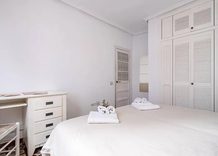 Apartamento Chary شقة خيخون