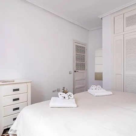 Apartamento Chary 아파트 기욘